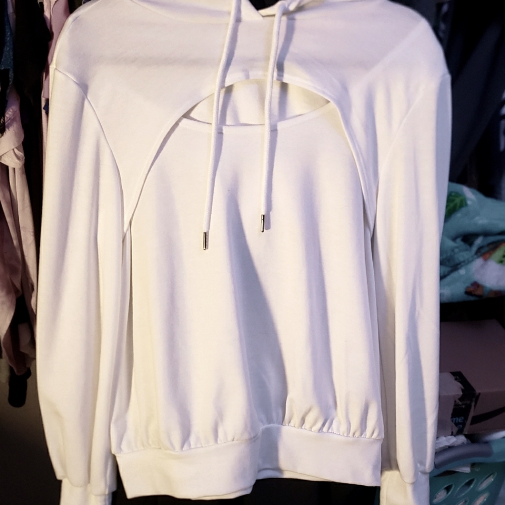 Skonet hoodie NWOT sz medium